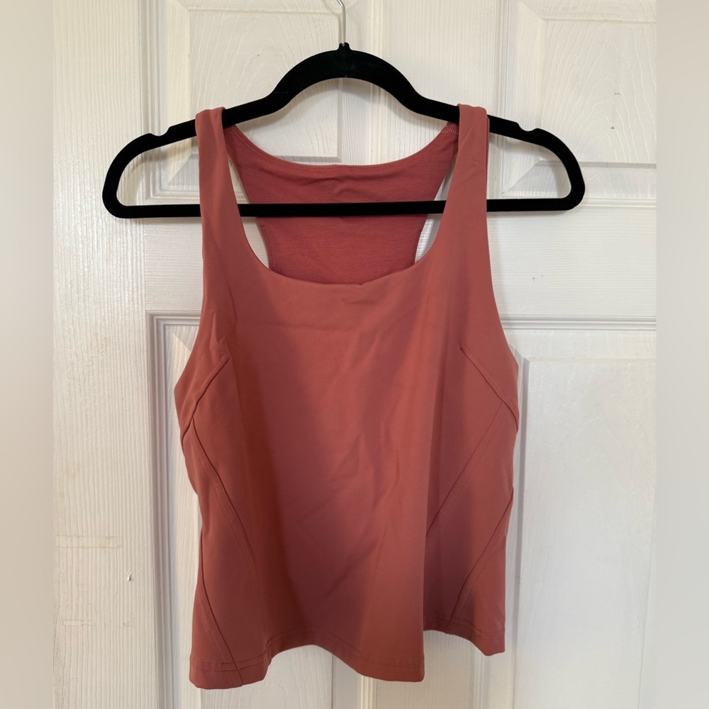 Lululemon workout top